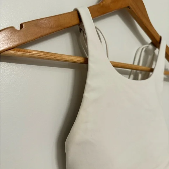 Lululemon free to be wild high neck bra 2 - Picture 3 of 7